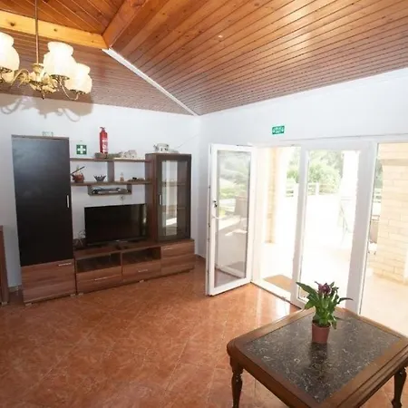 Family Friendly House With A Swimming Pool Selca, Brac - 23995 Vikendica Selca (Brac)