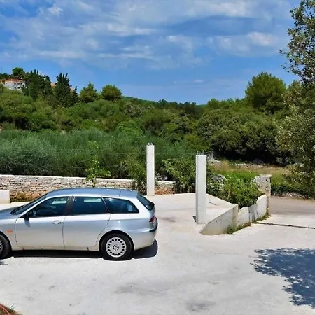 Family Friendly House With A Swimming Pool Selca, Brac - 23995 Vikendica *