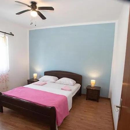 Vikendica Family Friendly House With A Swimming Pool Selca, Brac - 23995 *